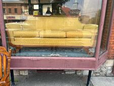 Gorgeous Duncan Phyfe sofa - $475